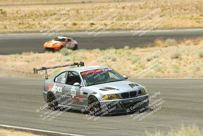 media/Jun-01-2025-CalClub SCCA (Sun) [[eae223c5dd]]/Group 2/Race 3/